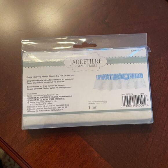 Plus Size Garter  - Picture 2 of 2